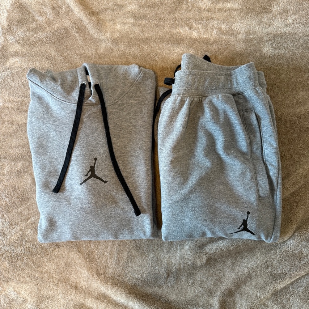 Men's Jordan Dri-FIT Air Hoodie & Pants Set | size M